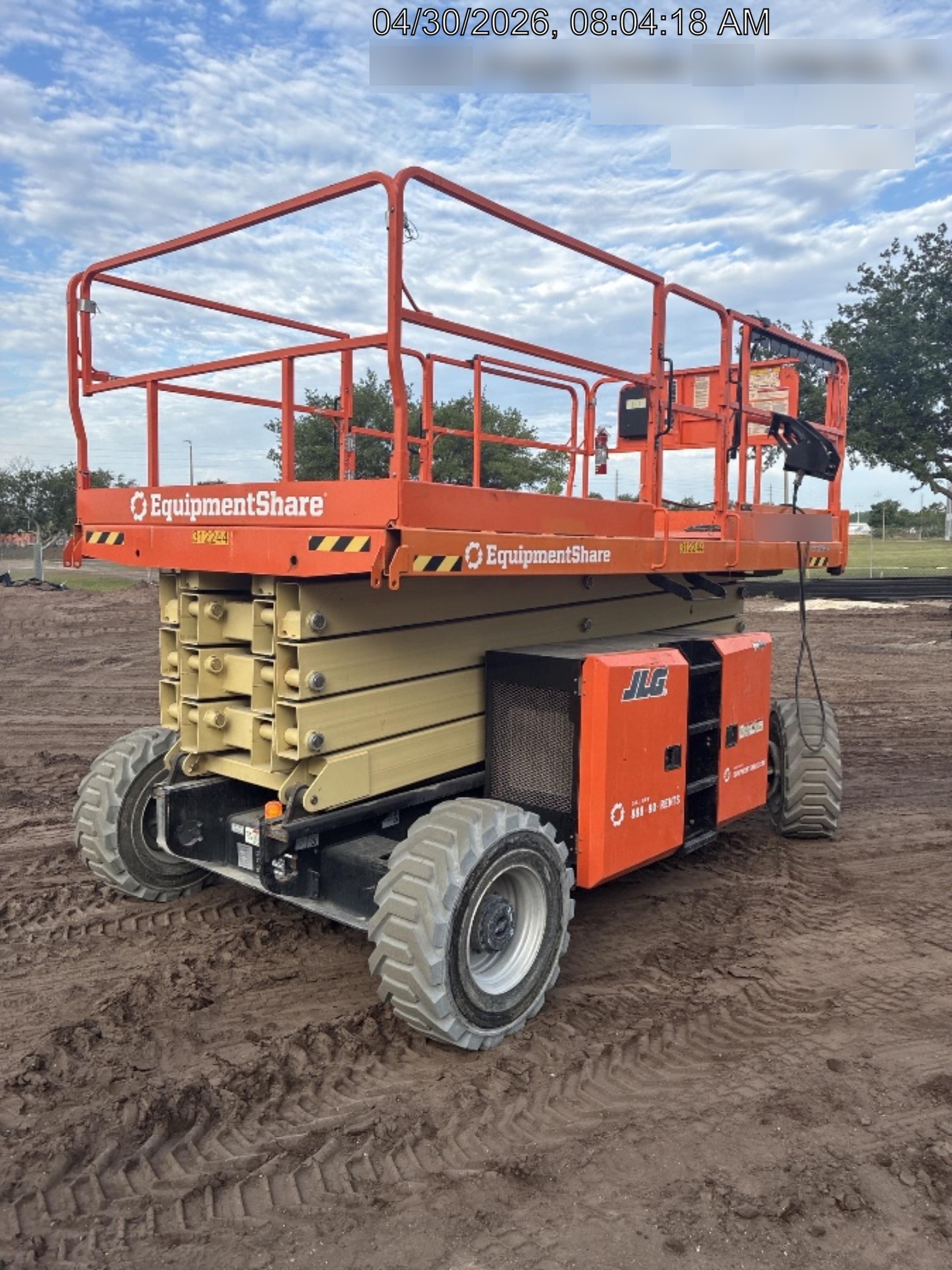 2023 JLG RT4394