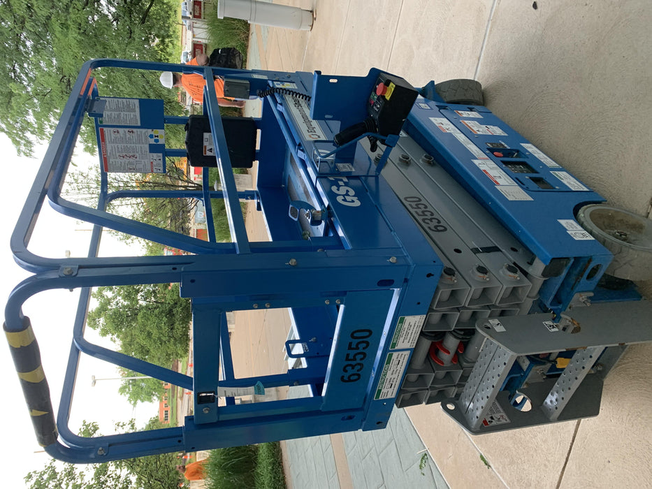 2020 Genie GS-1930 Solid Non Marking Tires, Beacon, Folding rails with half height swing gate