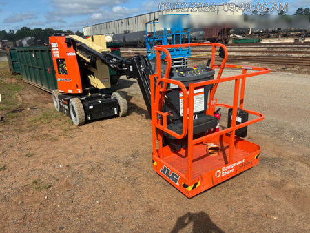 2025 JLG E300AJP