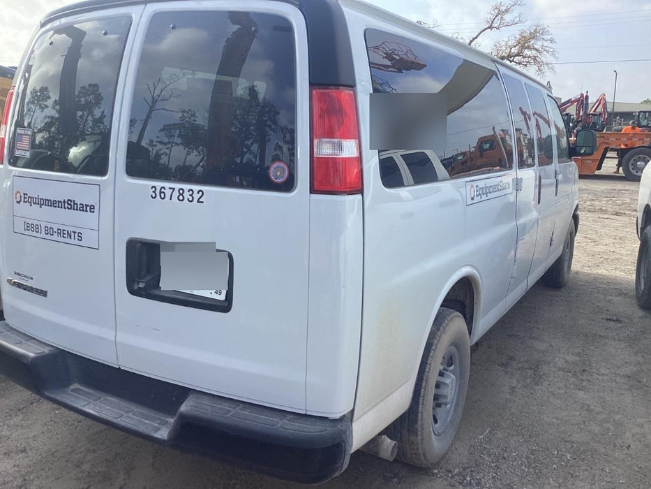2023 CHEVROLET Express Van - Rental