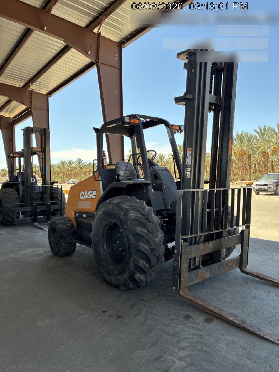 2023 CASE 588H
