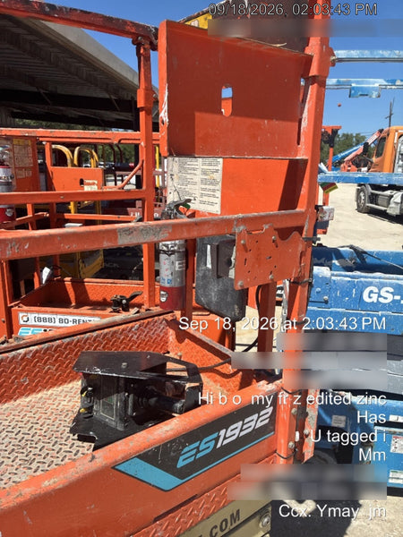 2025 JLG ES1932