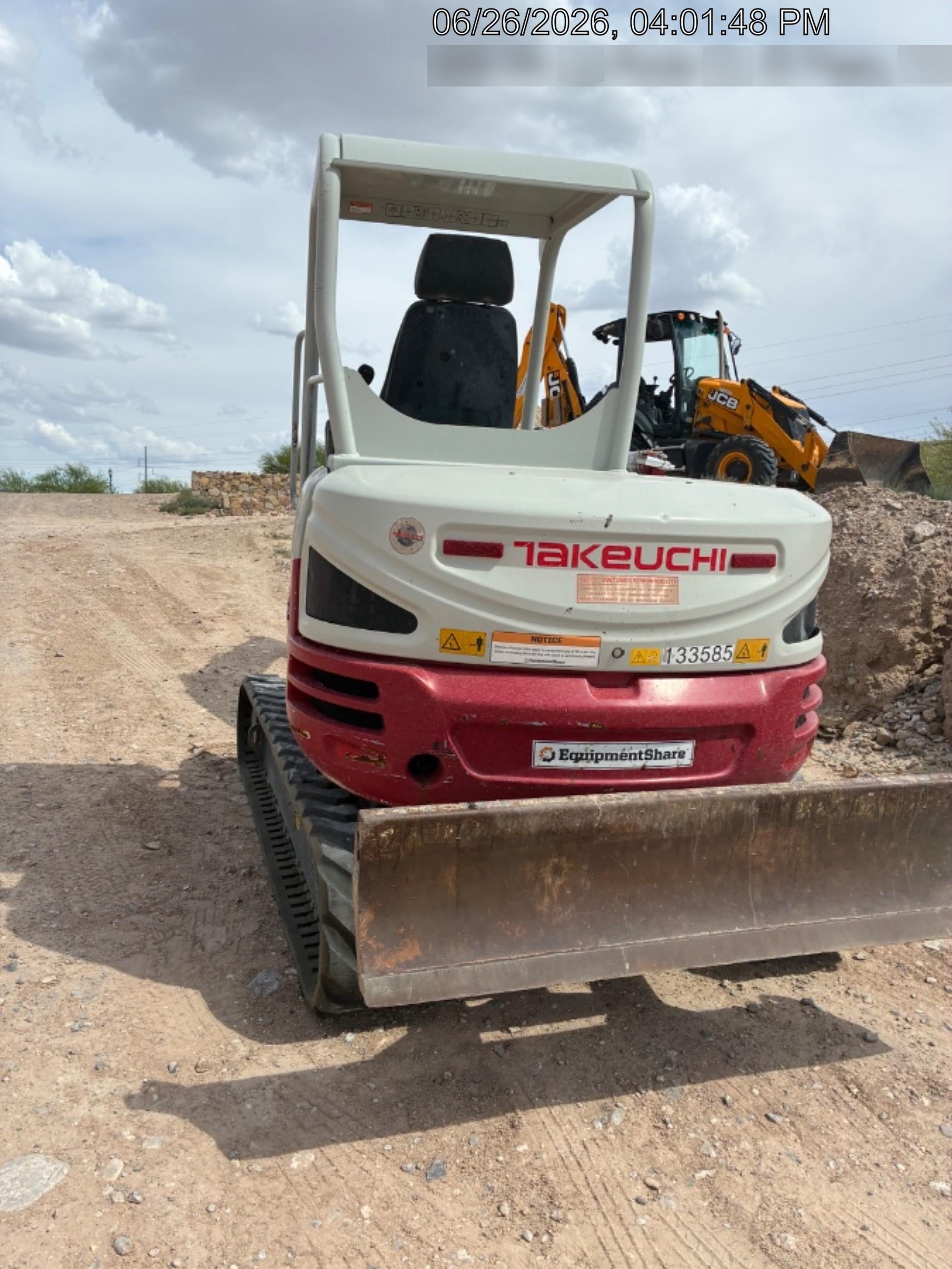 2021 TAKEUCHI TB250-2