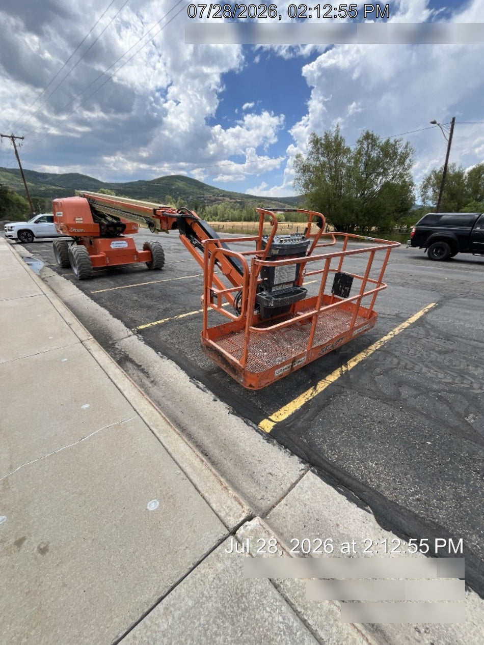2020 JLG 660SJ