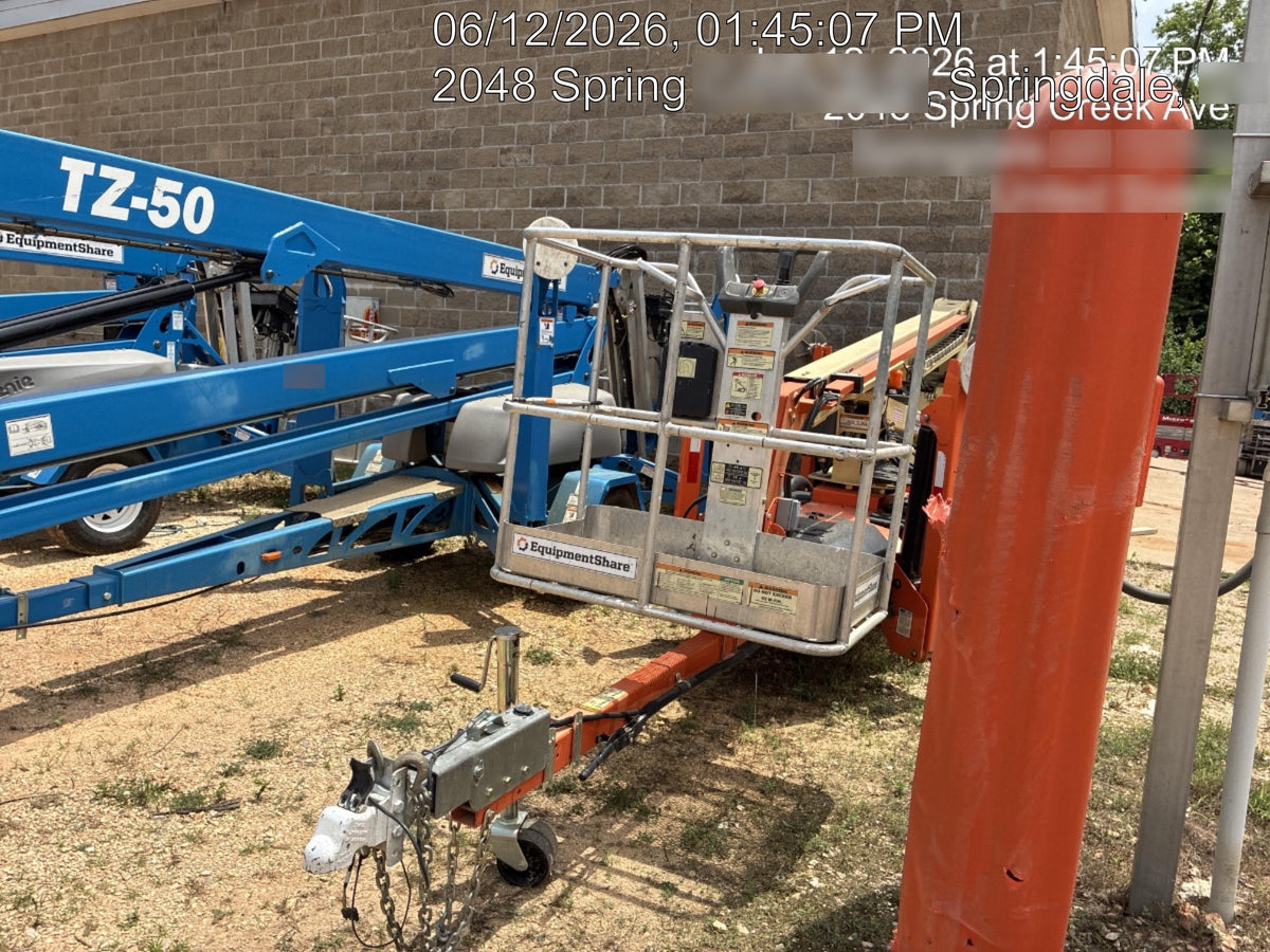2022 JLG T350
