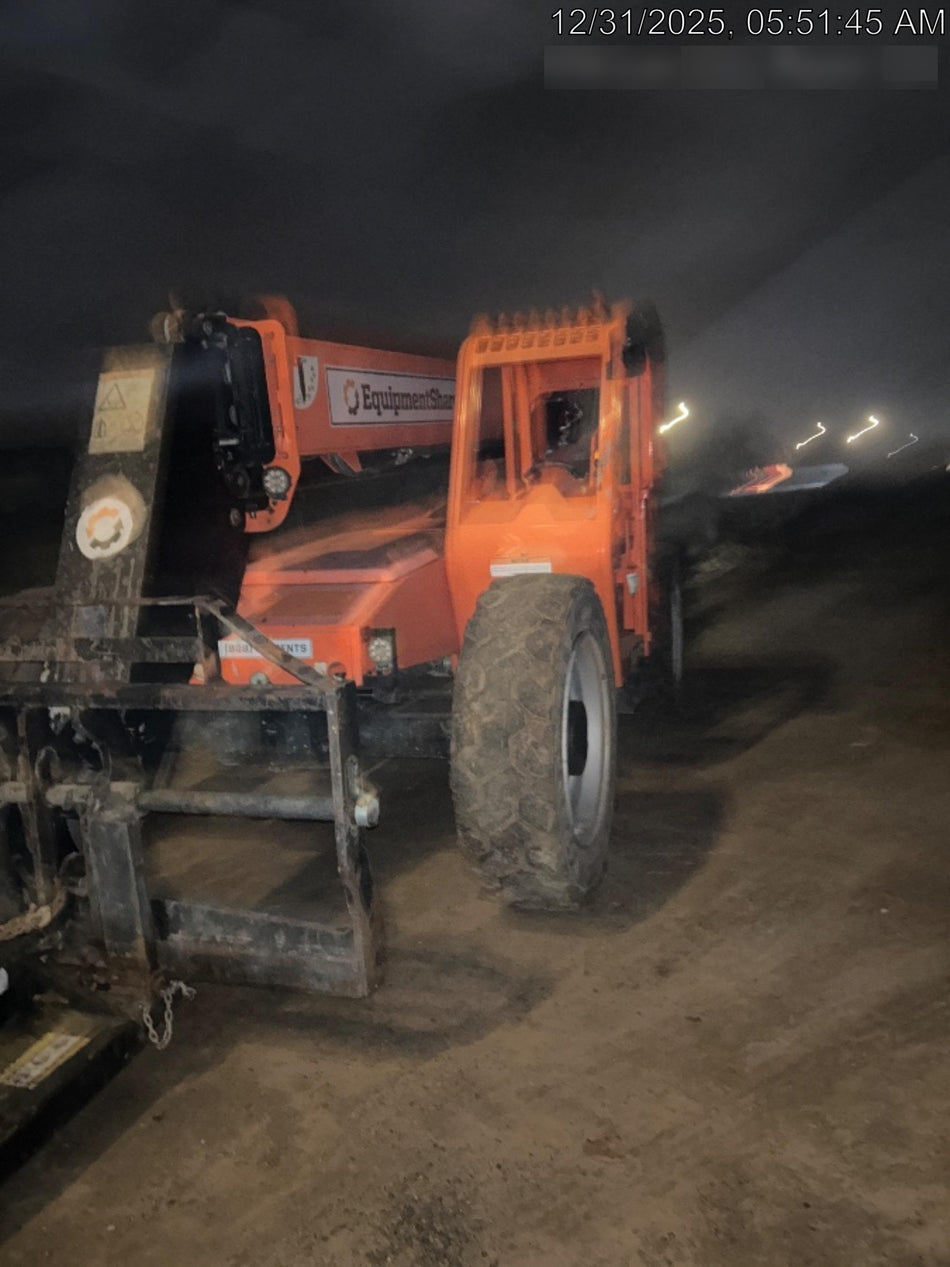 2021 SKYTRAK 8042