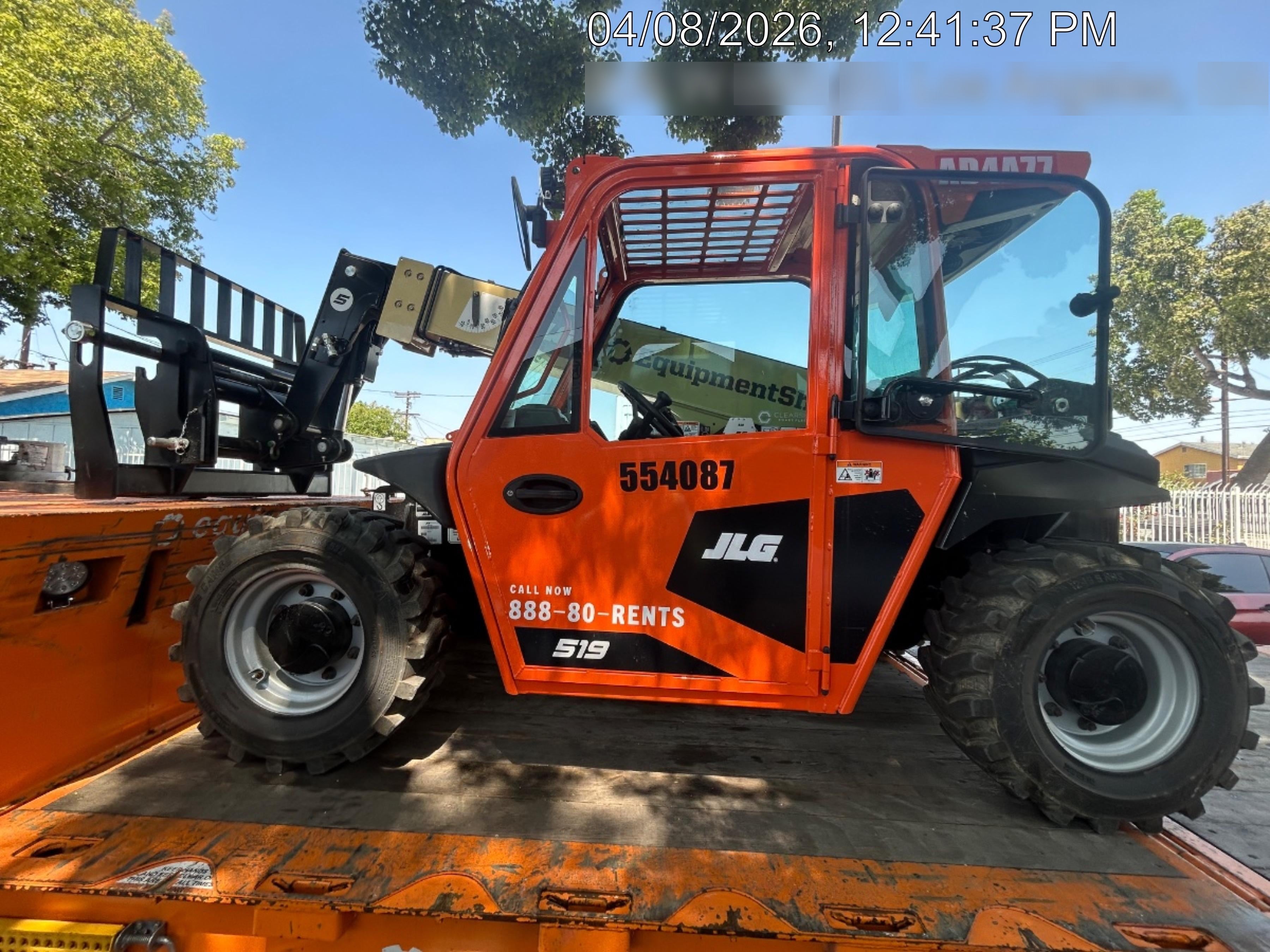 2025 JLG 519
