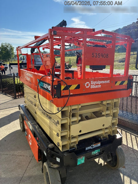 2025 JLG ES3246