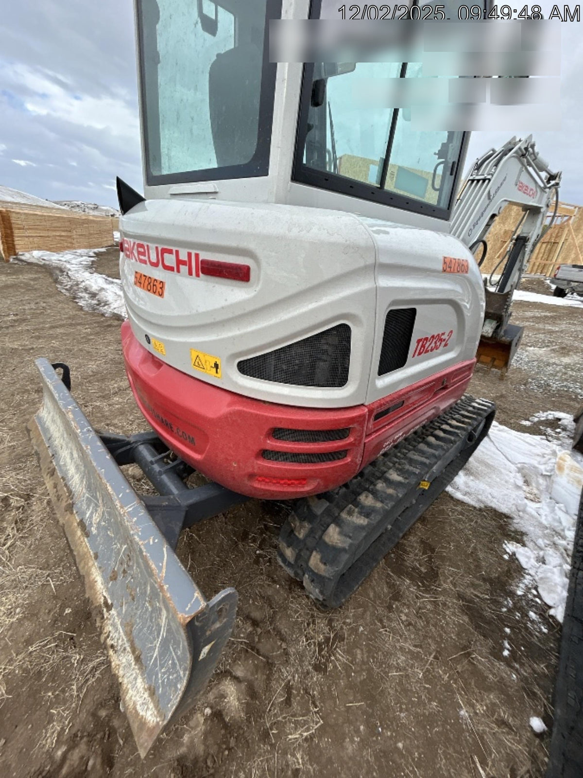 2025 TAKEUCHI TB235-2CR
