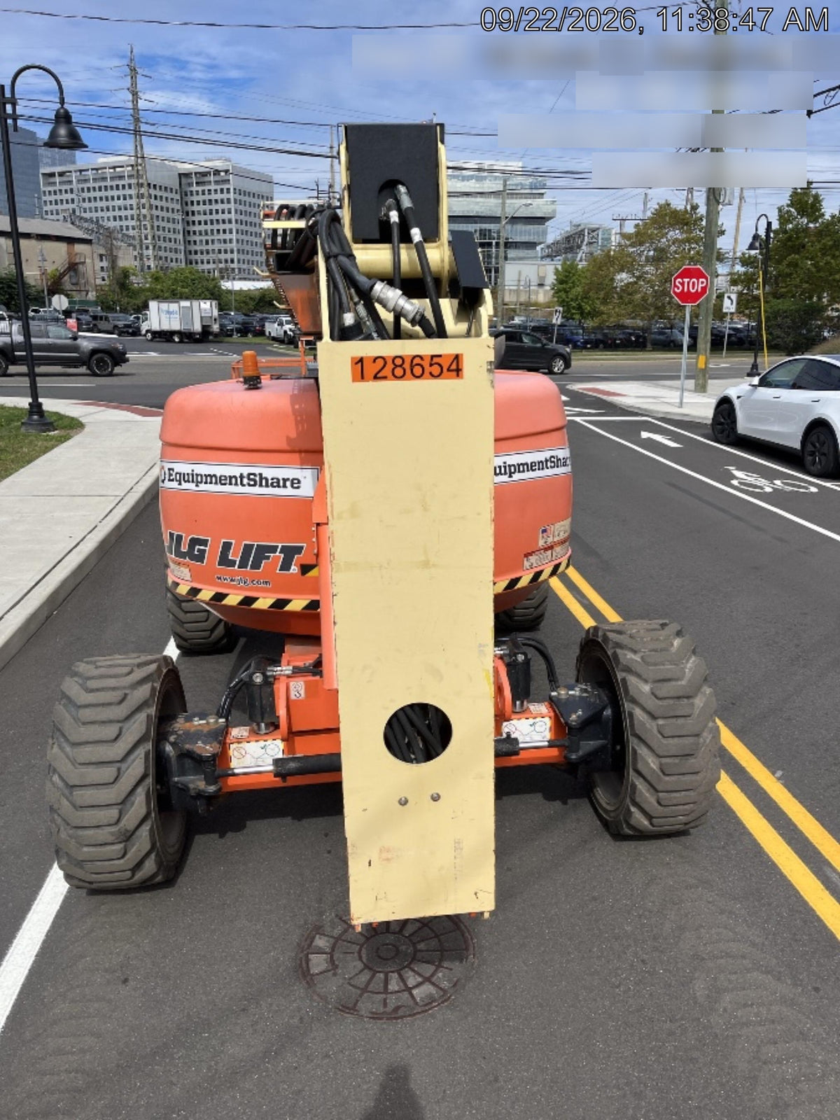 2021 JLG 600AJ