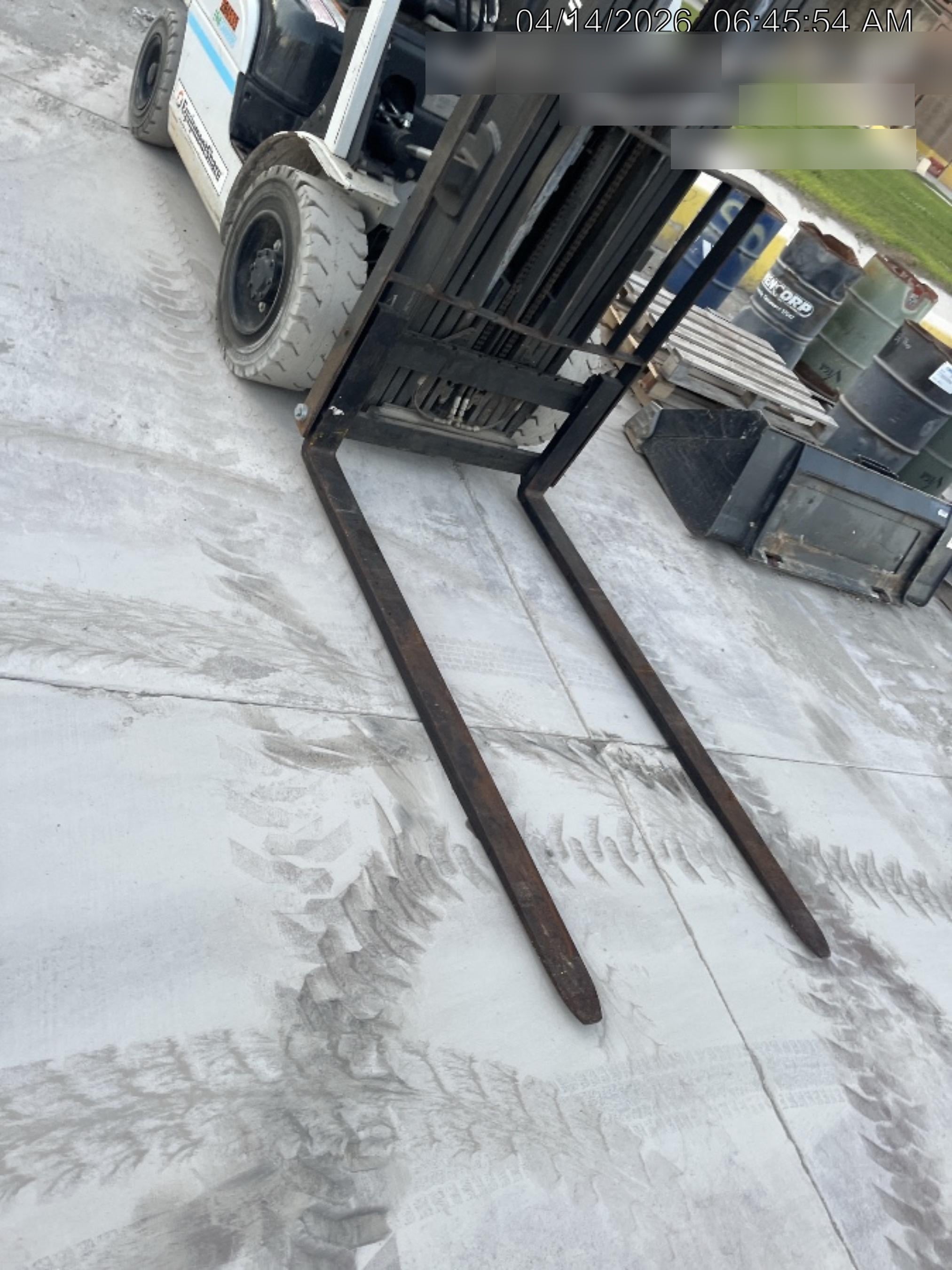 2022 UNICARRIER MUG1F2A30DV QUAD