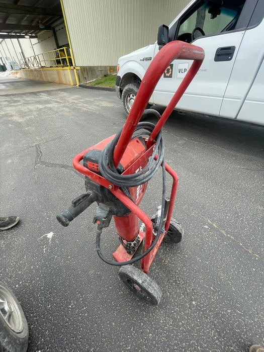 2020 HILTI TE 3000-AVR