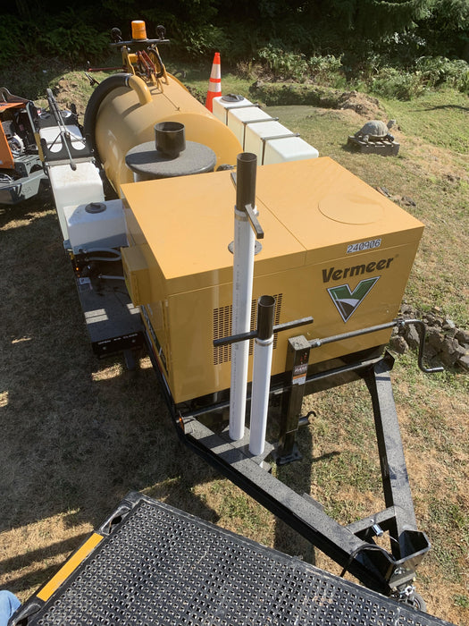 2022 VAC-TRON LP573XDT