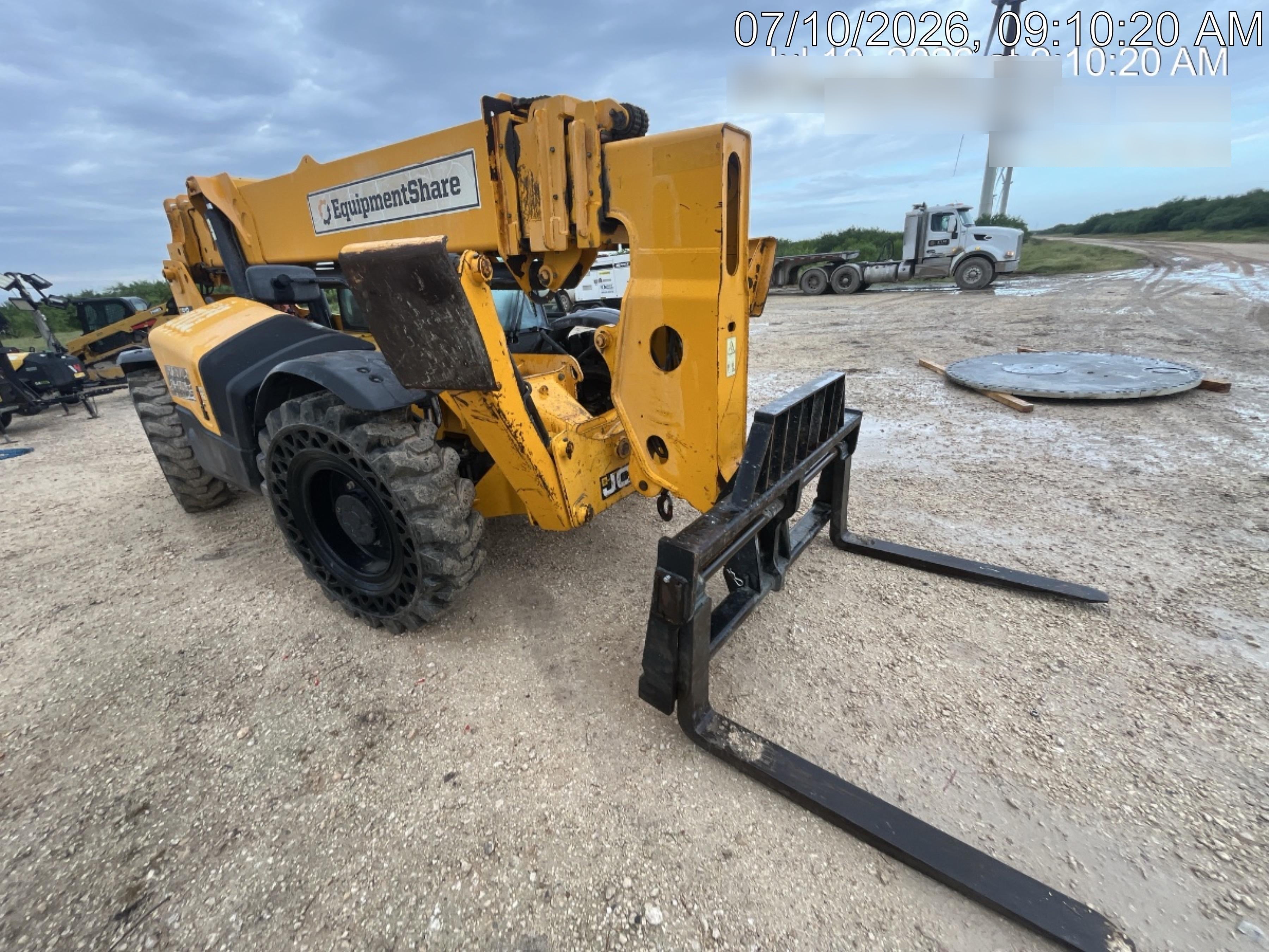 2022 JCB 510-56