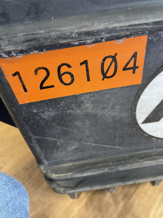 2021 MILLER ELECTRIC SUITCASE 12RC