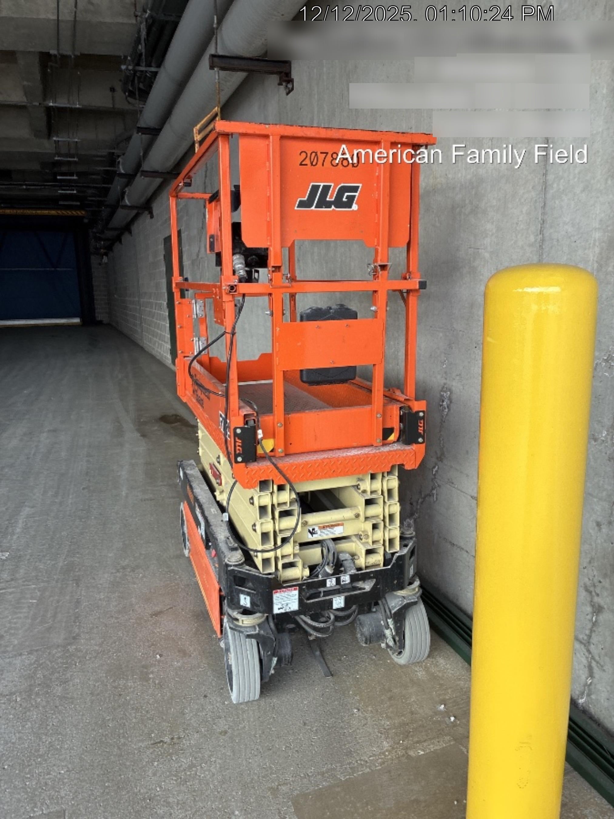 2022 JLG R1932