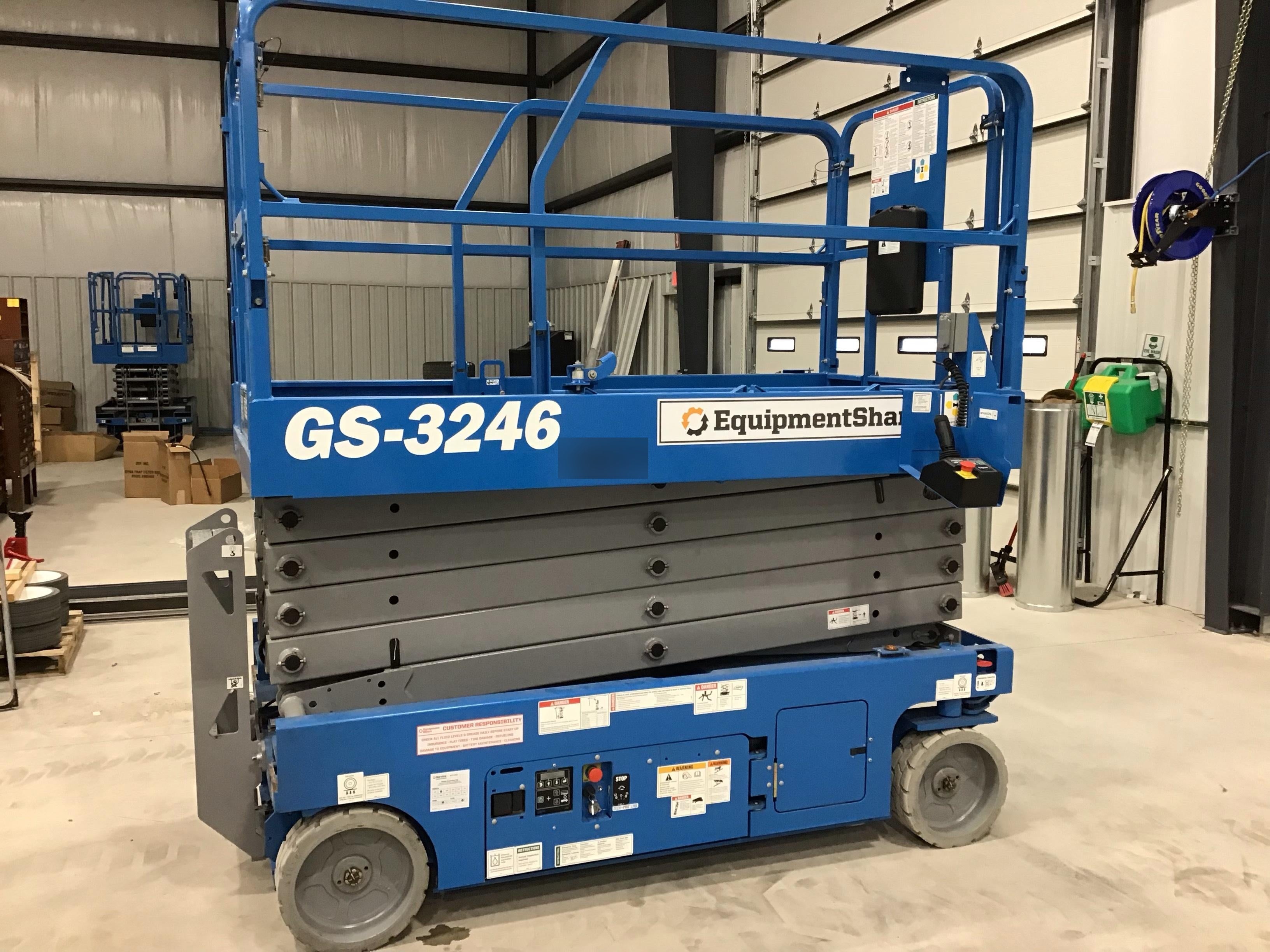 2018 Genie GS-3246 GS-3246 w/Folding rails, Full height swing gate