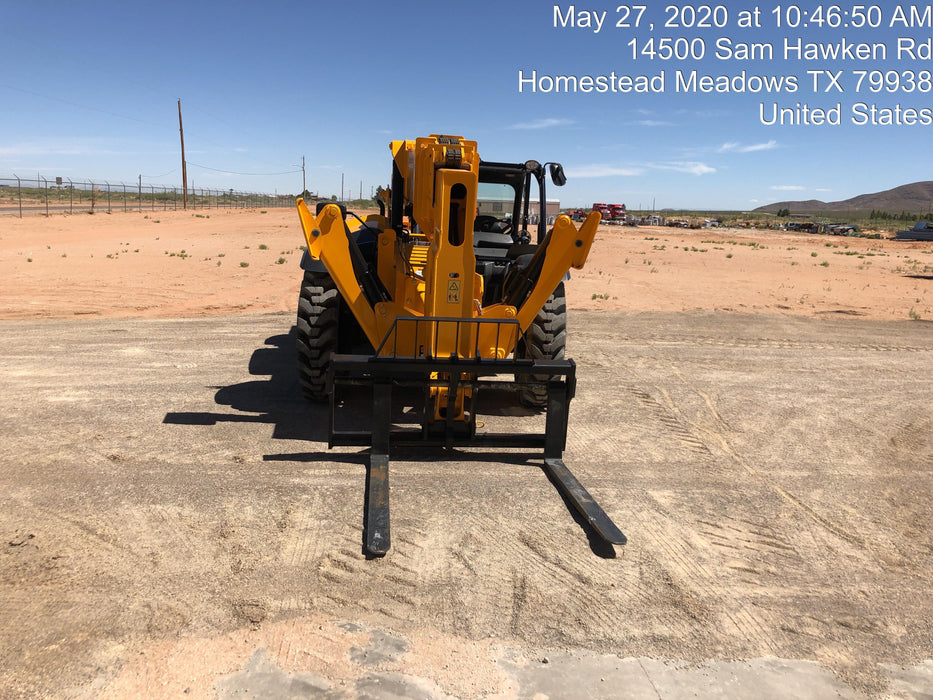 2020 JCB 510-56 Canopy, 74 HP, Solid Tires, STD Worklight, Beacon, Aux Hydraulics, Lifting Eye, Back up Alarm w/66" Carriage/60" Forks