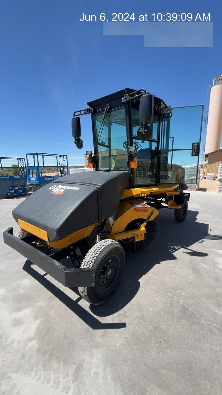 2022 LAYMOR SM450