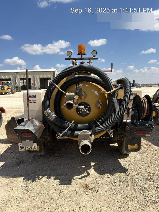 2019 Vac-Tron LP573XDT 24Hp Kohler Diesel, 500 Gal Debris Tank, 500 CFM Vacuum Pump, x2 100 Gal Water Tanks