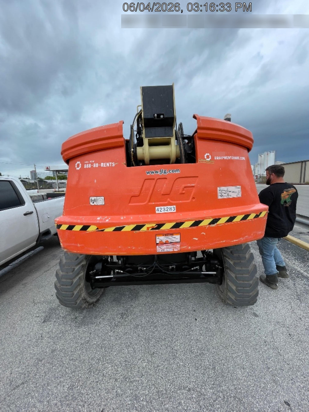 2024 JLG 660SJ