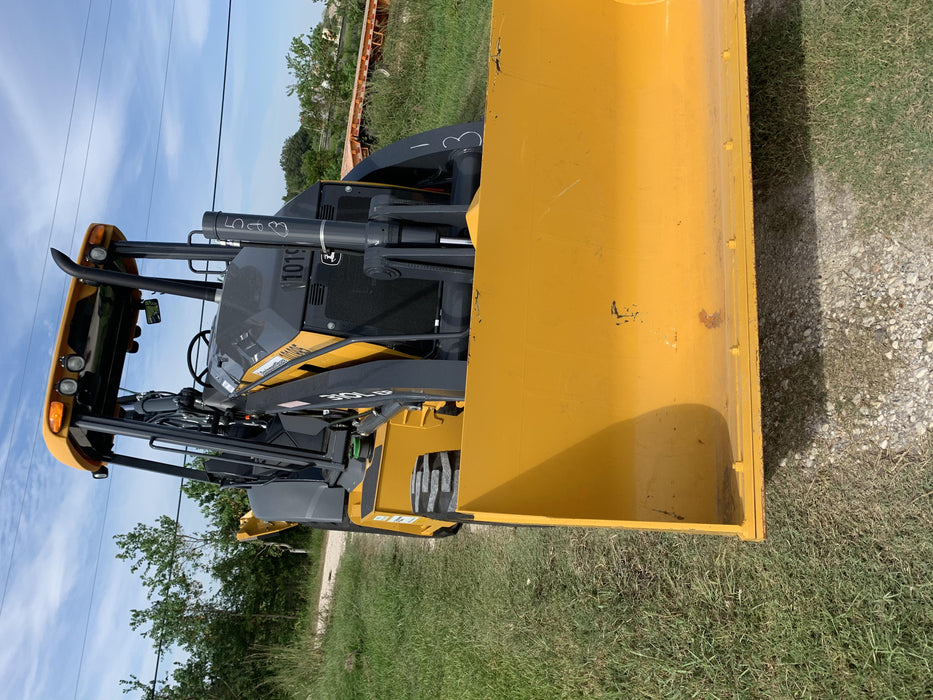 2020 John Deere 310LEP Canopy, 4WD, Standard Stick, Pilot Controls, 2 Way Hydraulics, TAG Manual QC
