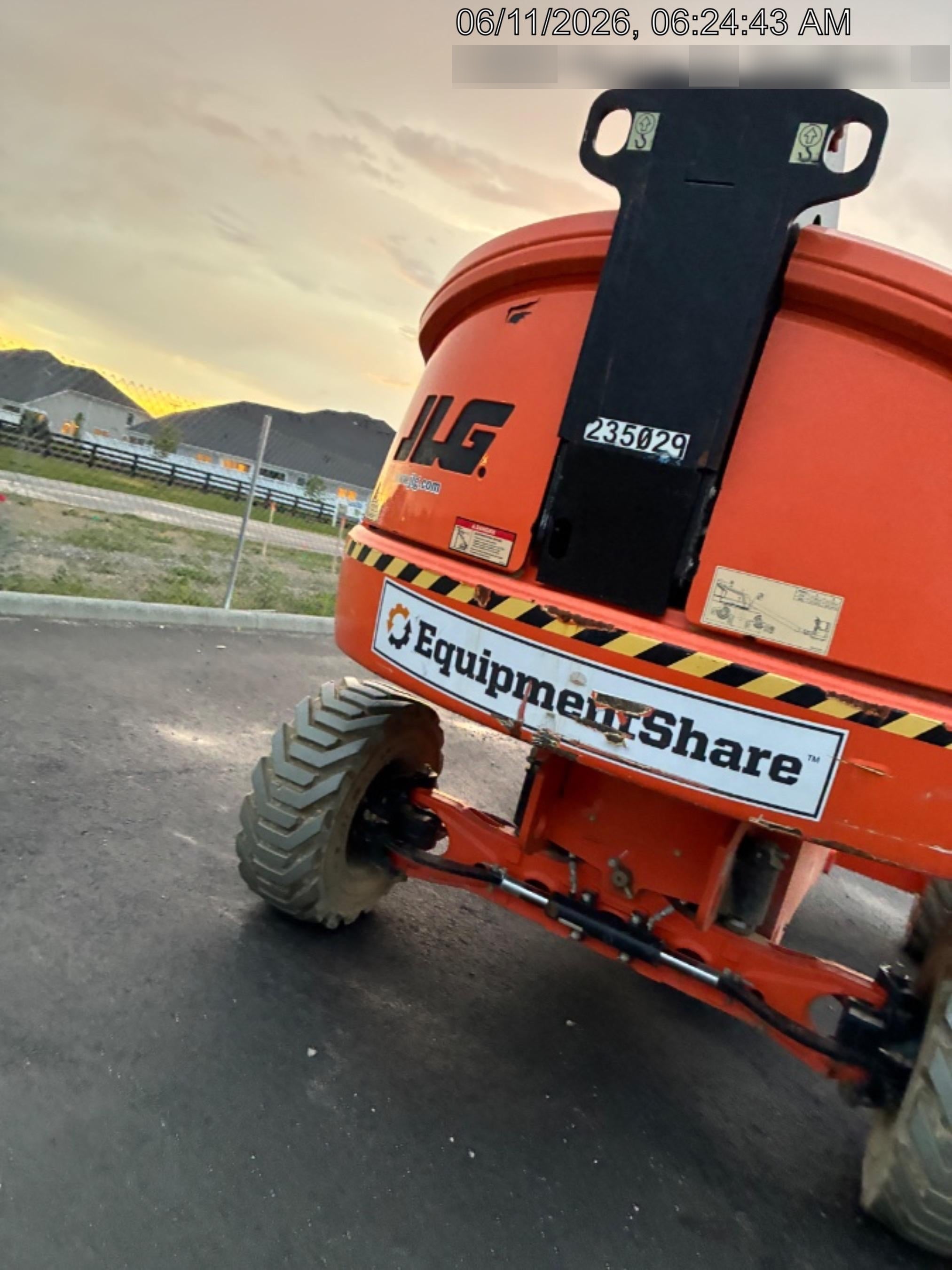 2022 JLG 460SJ