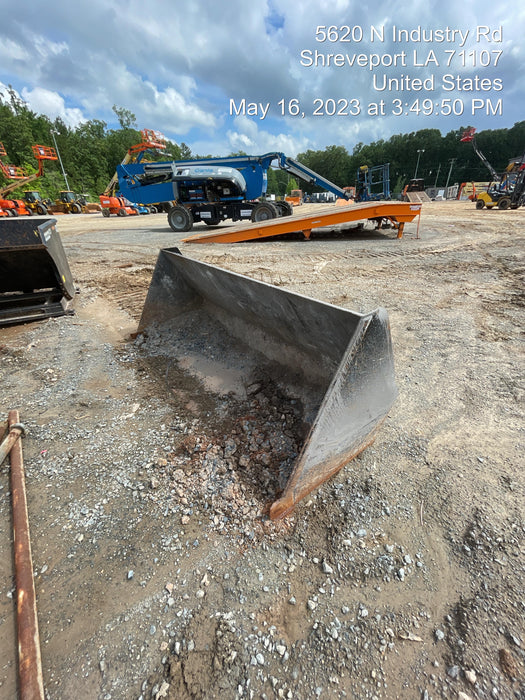 2021 JLG 2.0 cu yd Bucket - JLG