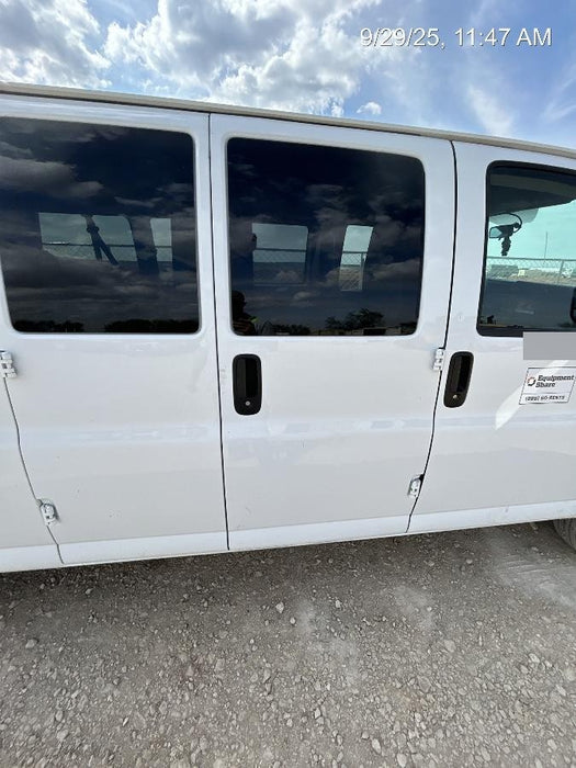 2023 CHEVROLET Express Van - Rental