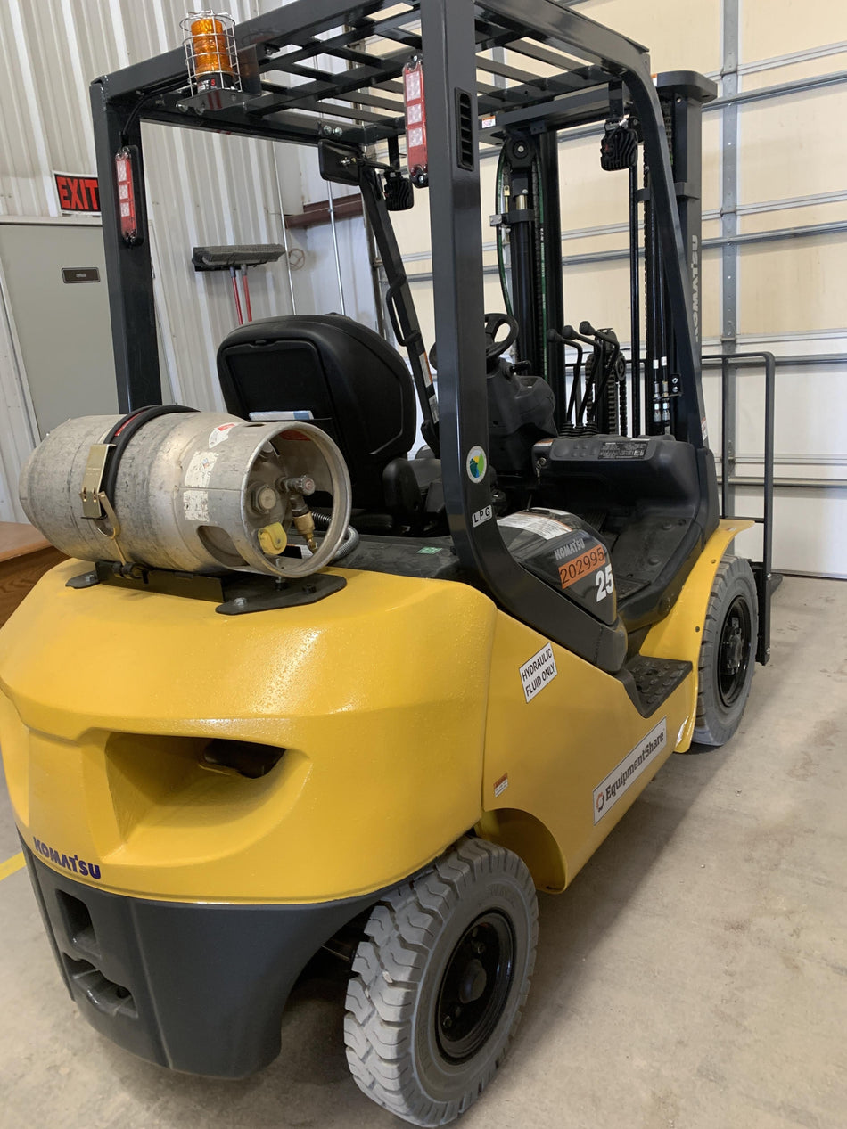 2022 KOMATSU FG25T-16