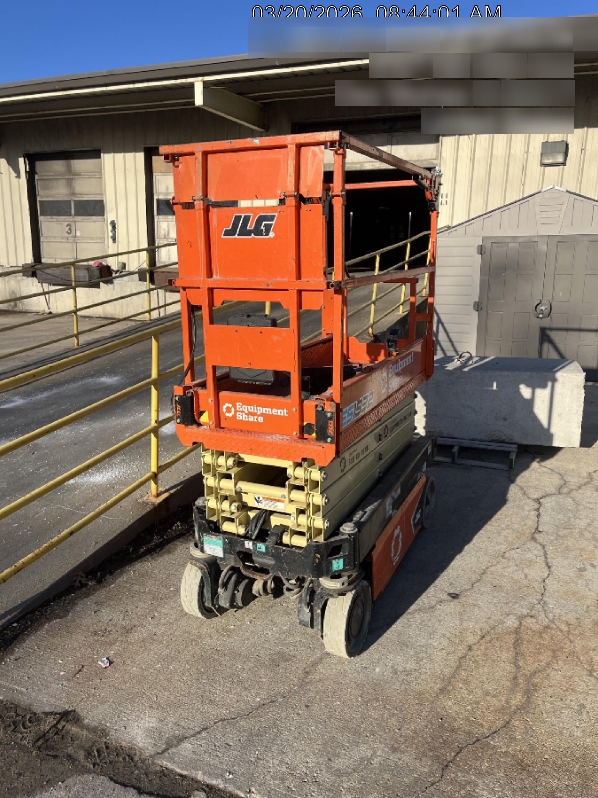 2022 JLG ES1932