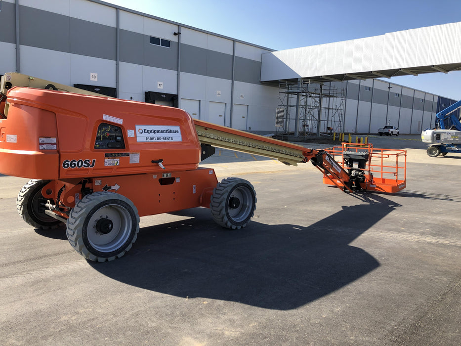 2019 JLG 660SJ