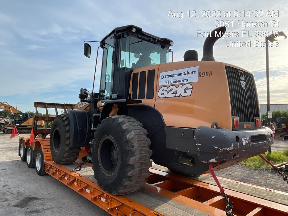 2018 Case 621G CLOSED CAB, JRB 416 STYLE HYD COUPLER