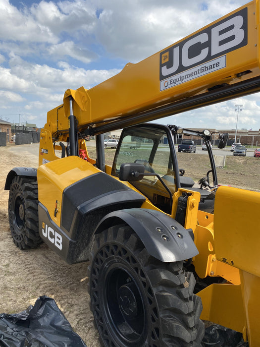 2023 JCB 510-56