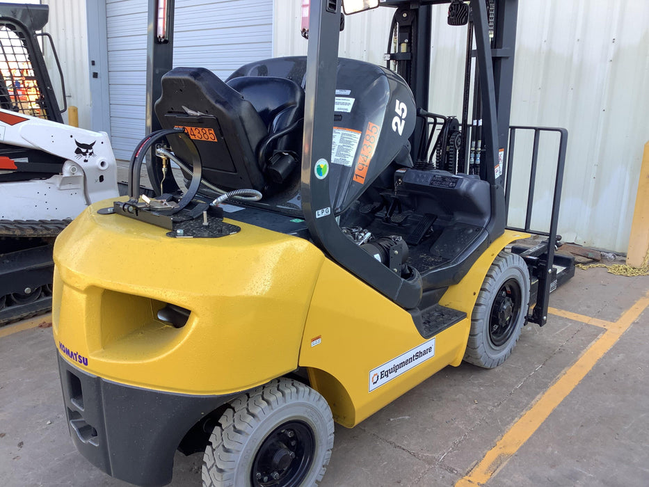 2021 KOMATSU FG25T-16