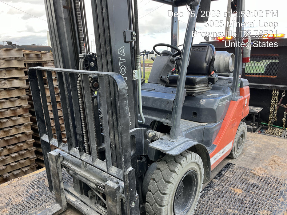 2022 TOYOTA 50-8FGU25