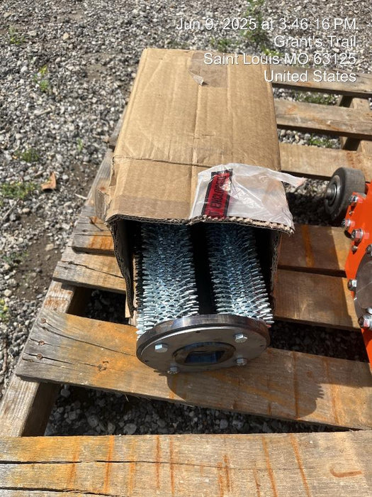 2025 HUSQVARNA CG 200