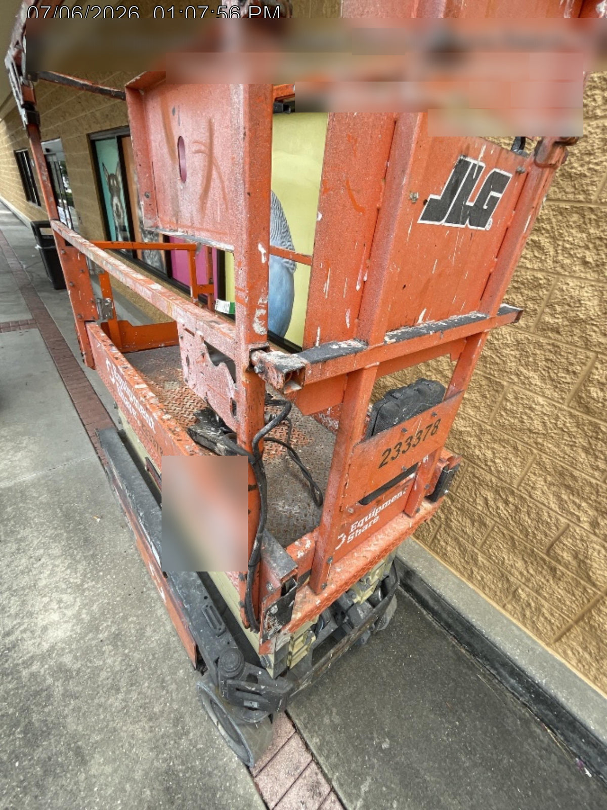 2022 JLG ES1932