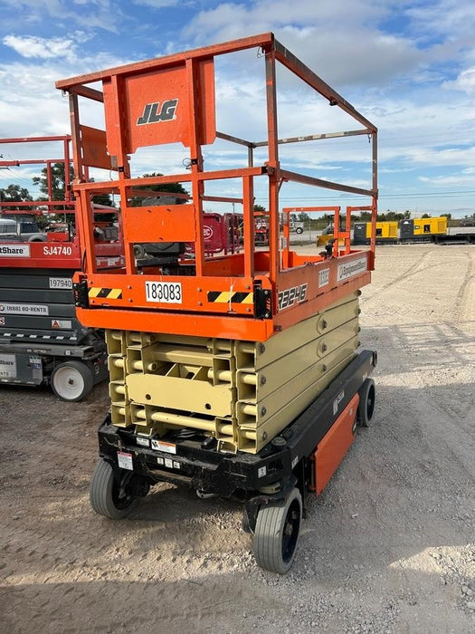 2021 JLG R3246
