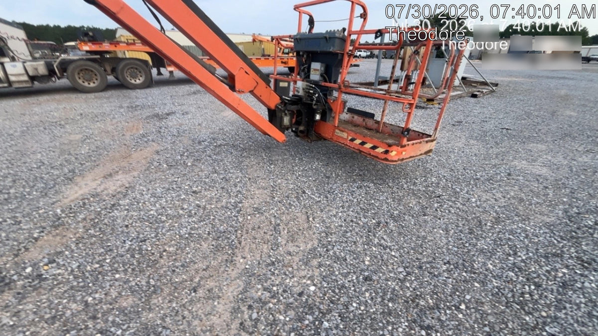 2021 JLG 860SJ