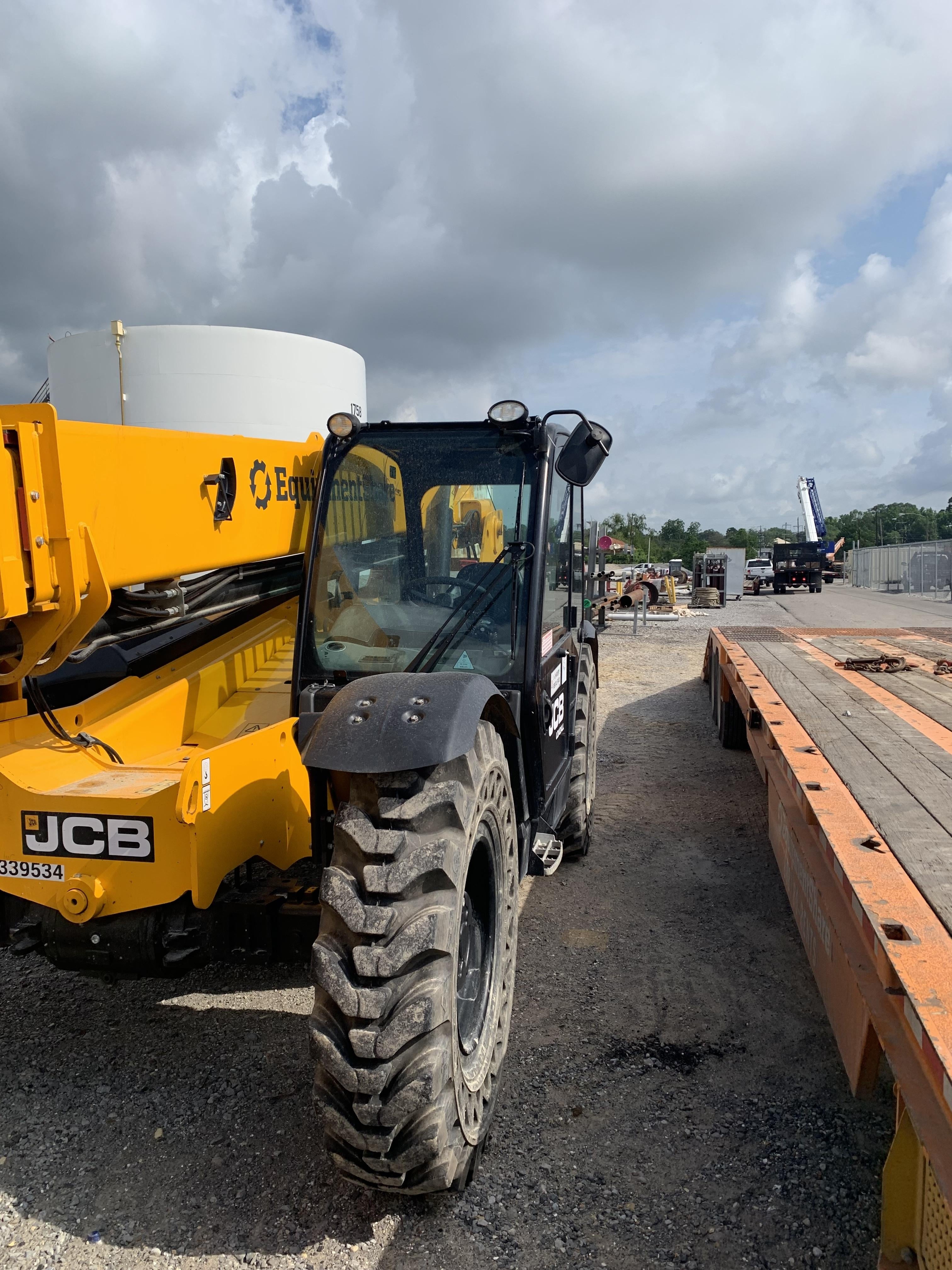 2023 JCB 509-42