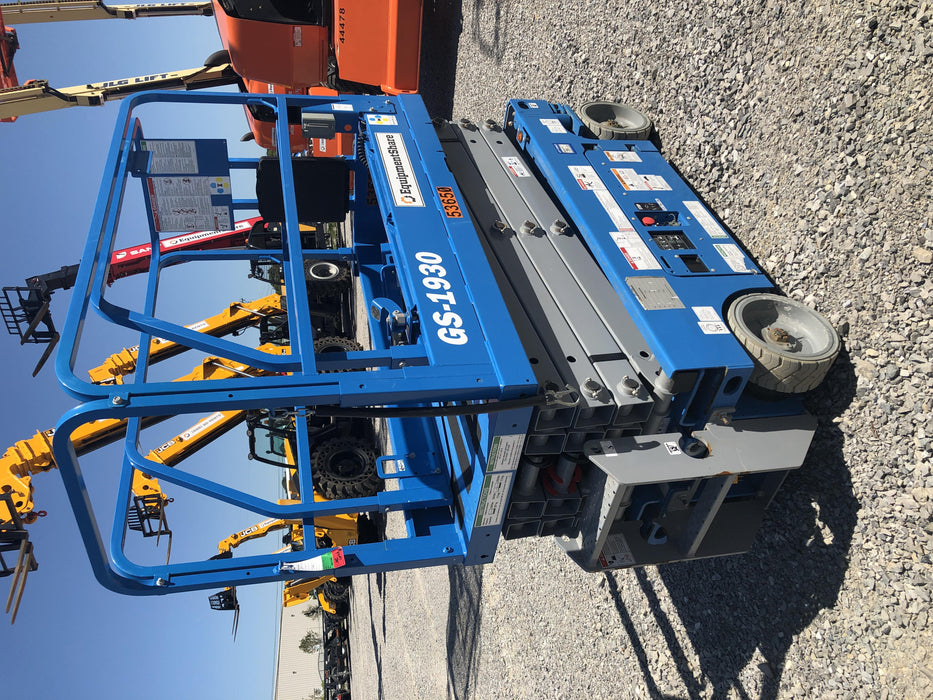 2019 Genie GS-1930 Fixed Rails with Chain Entry