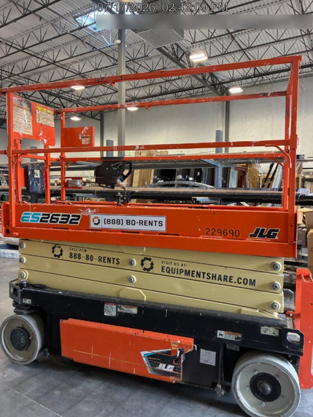 2022 JLG ES2632