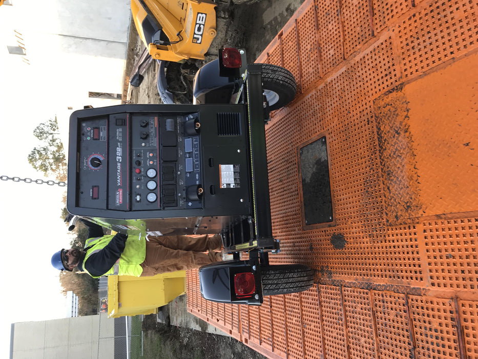 2019 Lincoln Electric Vantage 322 Welder Ready-Pak 3, Two wheel trailer, Fender and Light kit, Cable Rack
