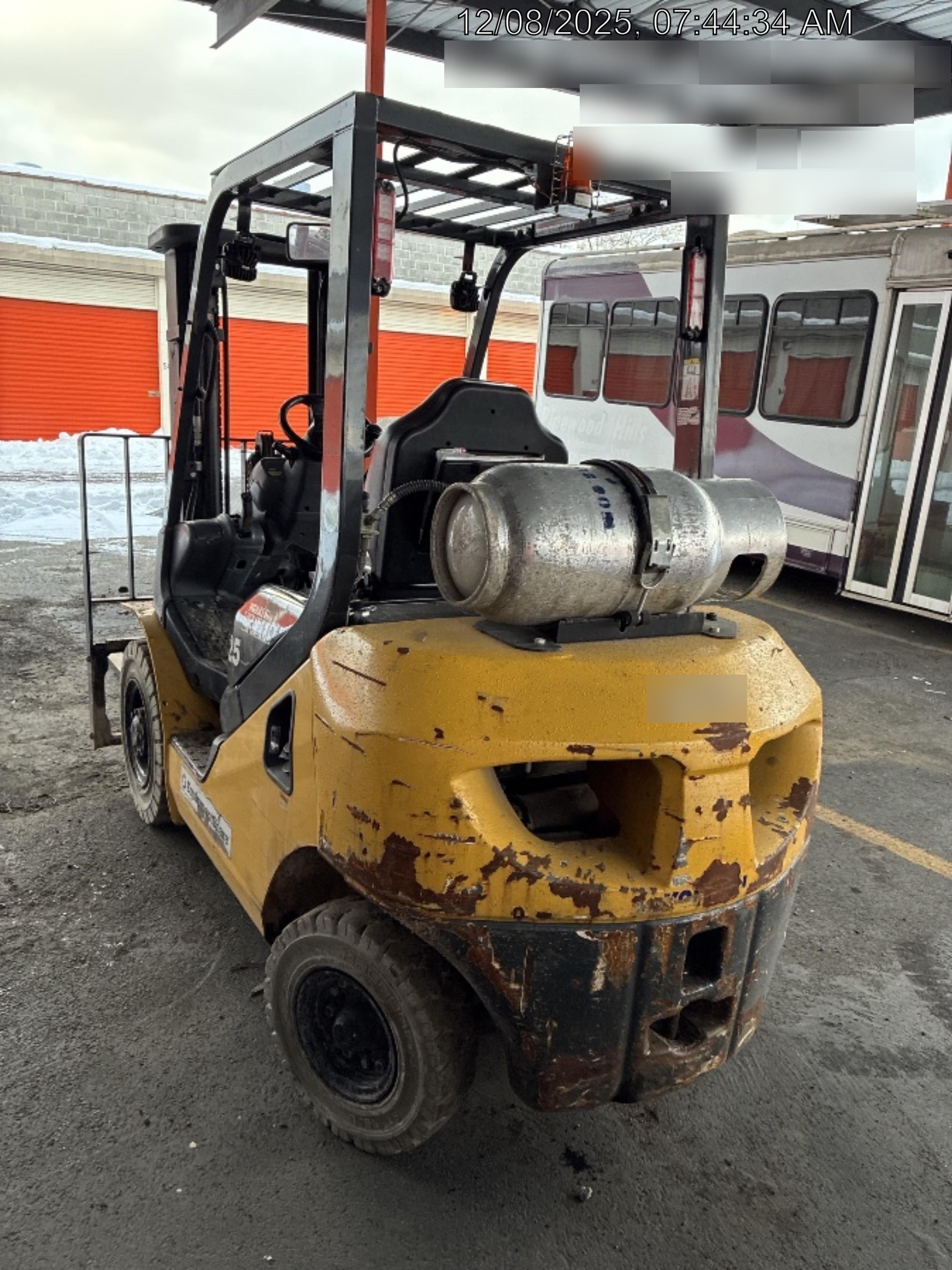 2022 KOMATSU FG25T-16