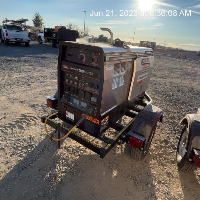 2022 Lincoln Electric Vantage 322 Trlr Mounted, Cable Rack, Light Kit