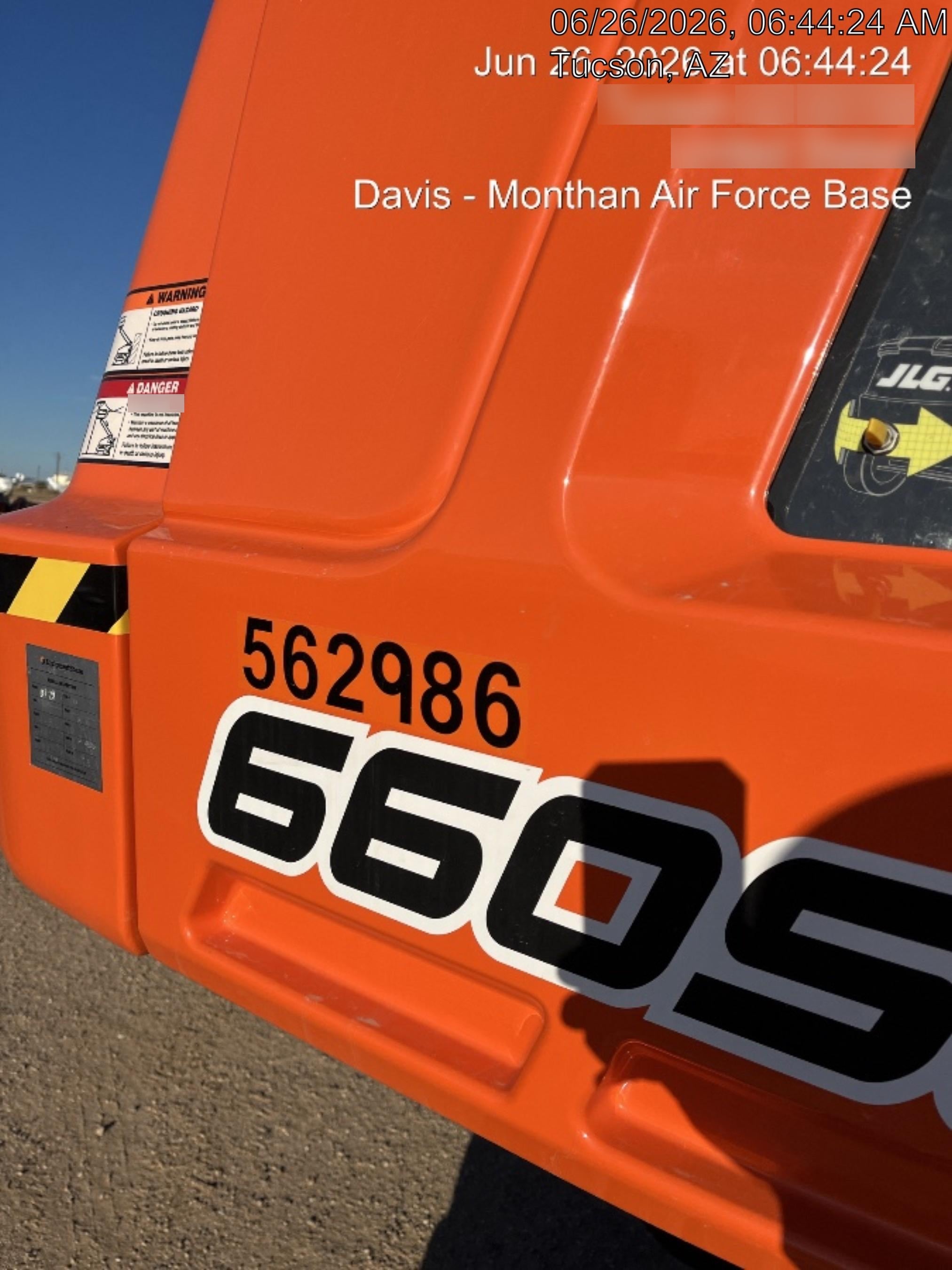2025 JLG 660SJ