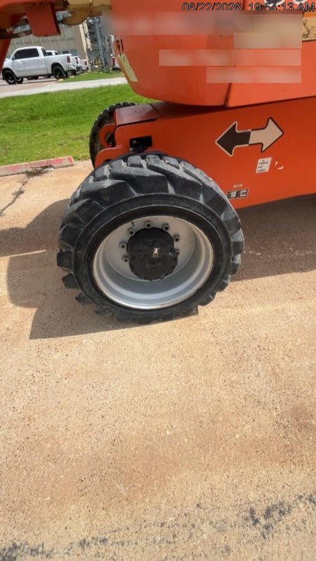 2020 JLG 800AJ