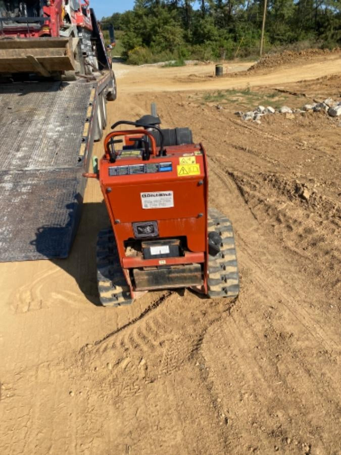 2020 DITCH WITCH C24XA