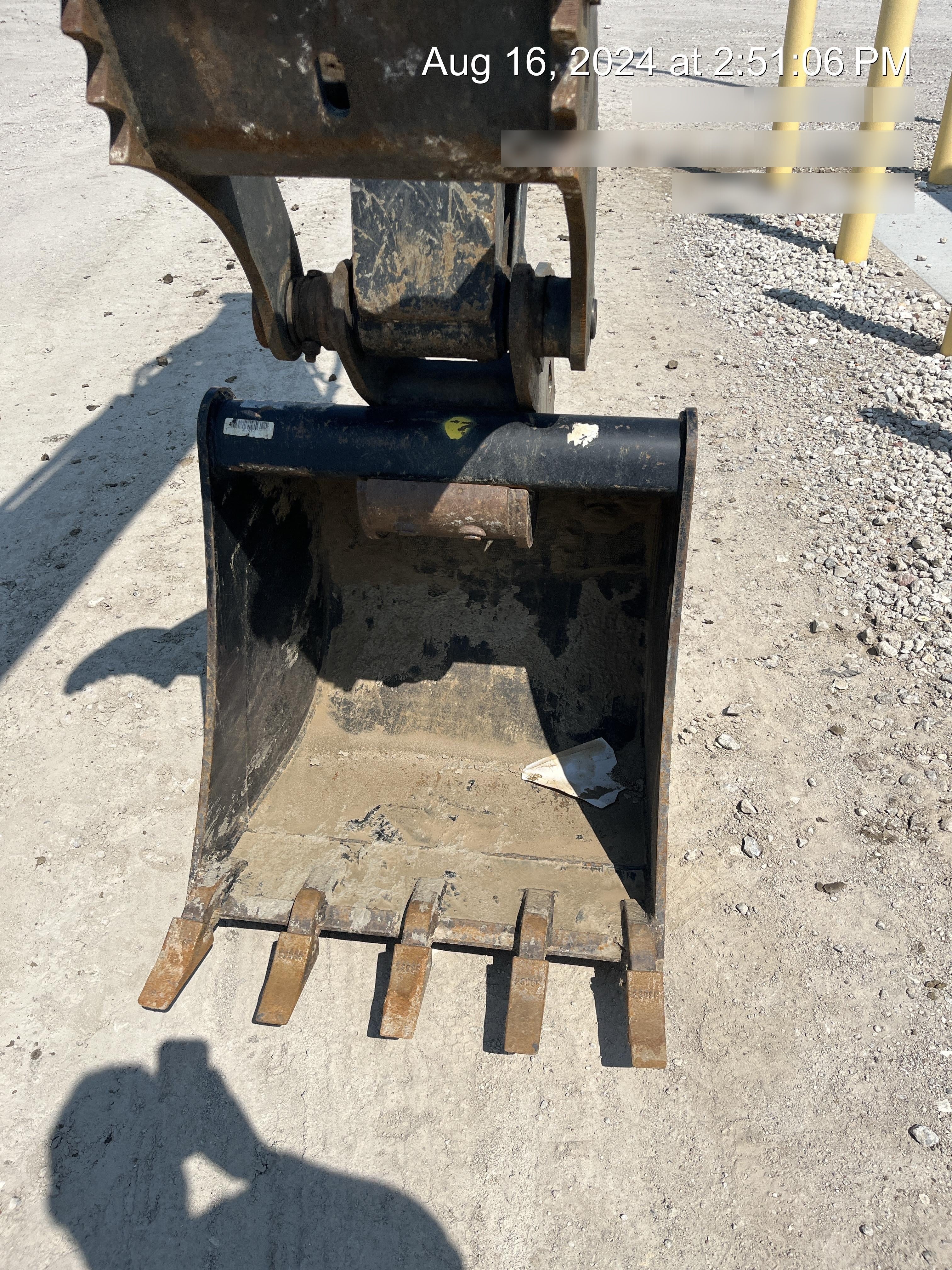 2023 TAG MANUFACTURING 30" Bucket - Tag
